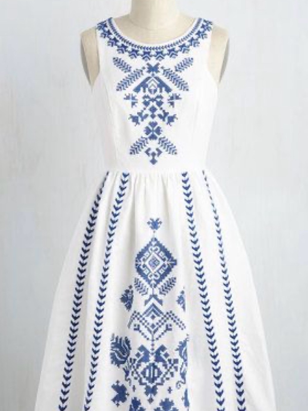 ModCloth White Midi Dress with Blue Embroidered Motif size small